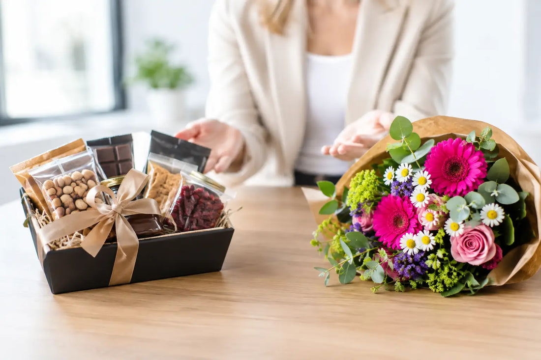 Kundengeschenk: Snack oder Blumen richtig wählen