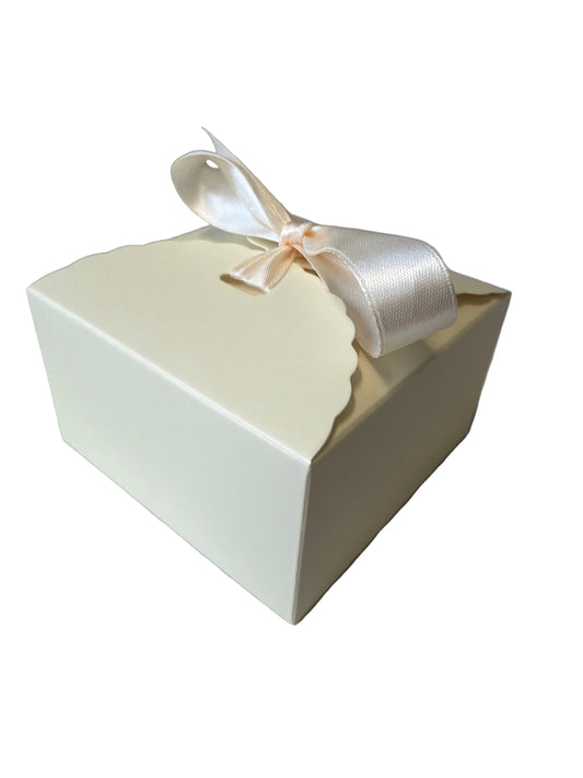 Geschenkbox mit Schleife Zitrone