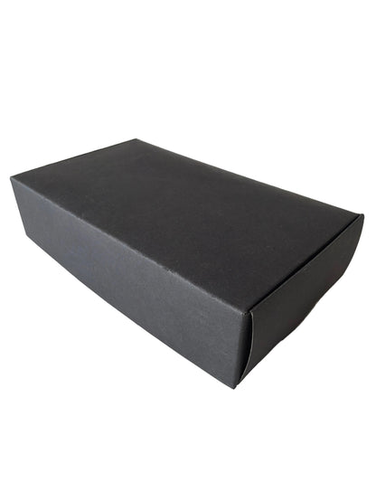 Schwarze Geschenkbox 19x11x4,5 cm