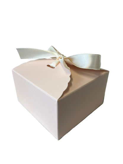 Geschenkbox mit Schleife Rosa