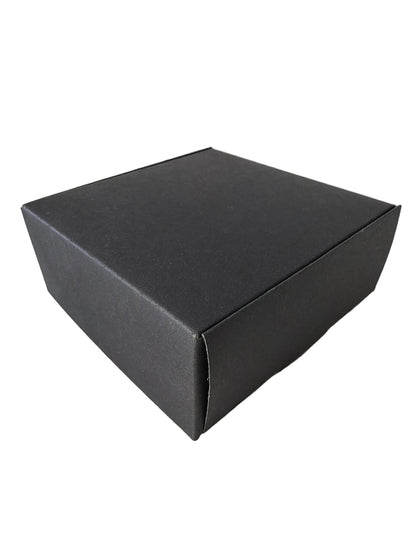 Schwarze Geschenkbox 12x12x5 cm - Wunschkeks.de Glückskekse mit Wunschtext ab 1 Stück