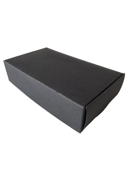 Schwarze Geschenkbox 19x11x4,5 cm - Wunschkeks.de Glückskekse mit Wunschtext ab 1 Stück